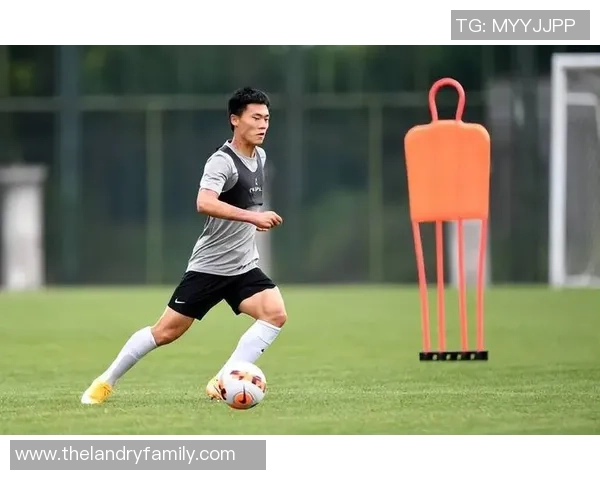 杨聪中超处子球诞生海牛队再添年轻进球手